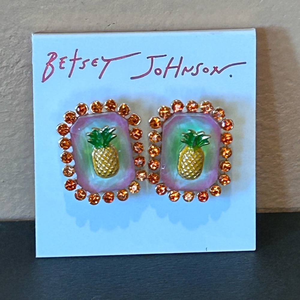 BETSEY JOHNSON Pineapple Crystal Stud Earrings